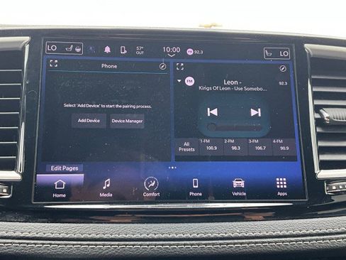 Used 2023 Chrysler Pacifica Touring FWD image 17