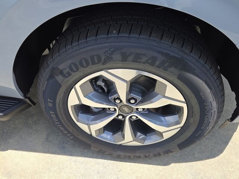 New 2027 Ford Expedition Active RWD image 19