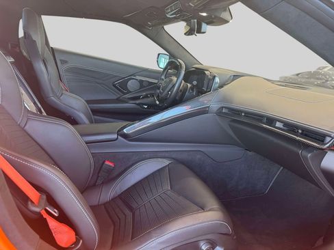 Used 2023 Chevrolet Corvette Z06 RWD image 12