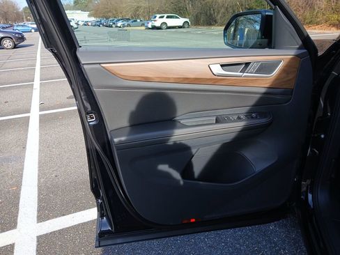 New 2026 Volkswagen Atlas SE image 10