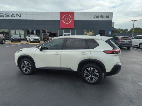 Certified 2021 Nissan Rogue SV FWD image 10