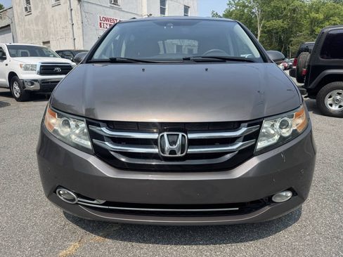 Used 2014 Honda Odyssey Touring image 3
