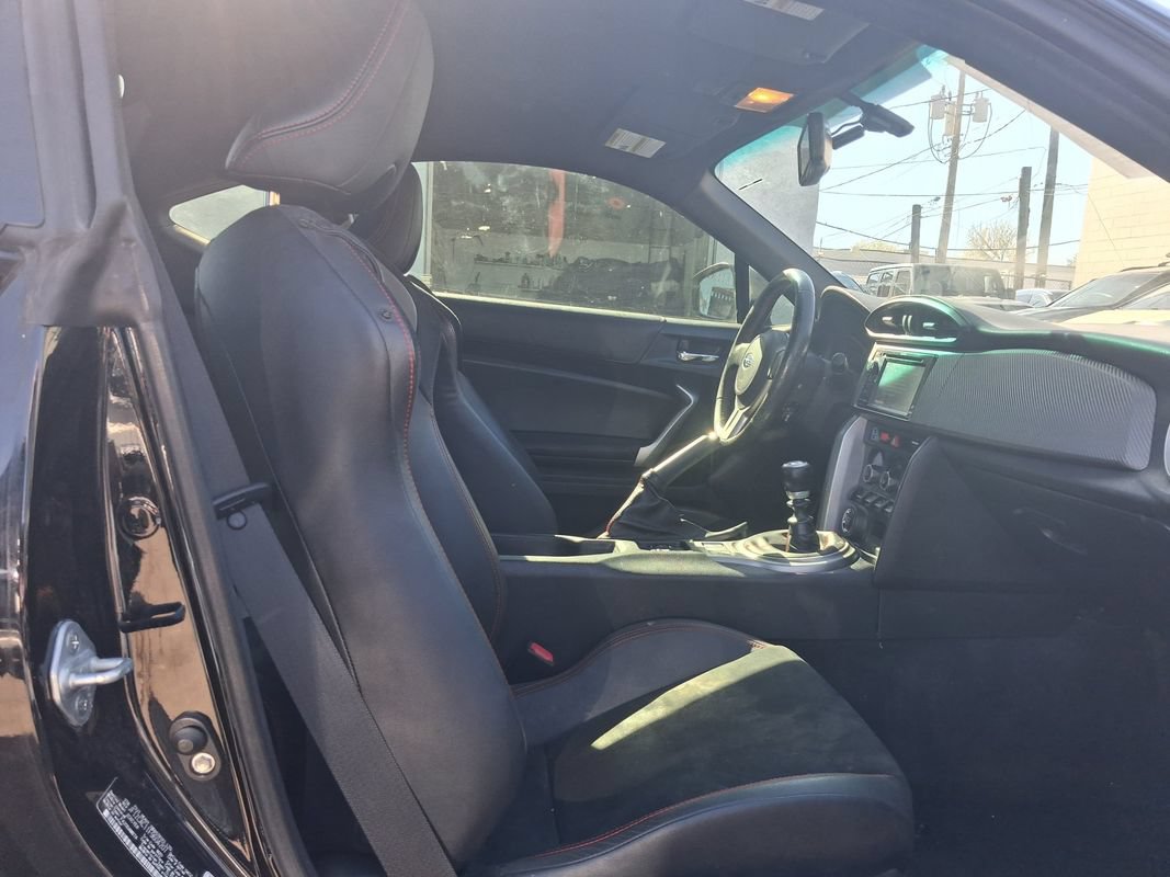 Used 2015 Subaru BRZ Limited w/ Popular Package #1B RWD image 11