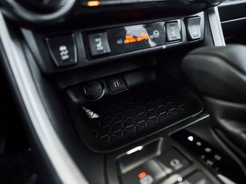 Used 2025 Toyota RAV4 XLE w/ Weather Package image 30