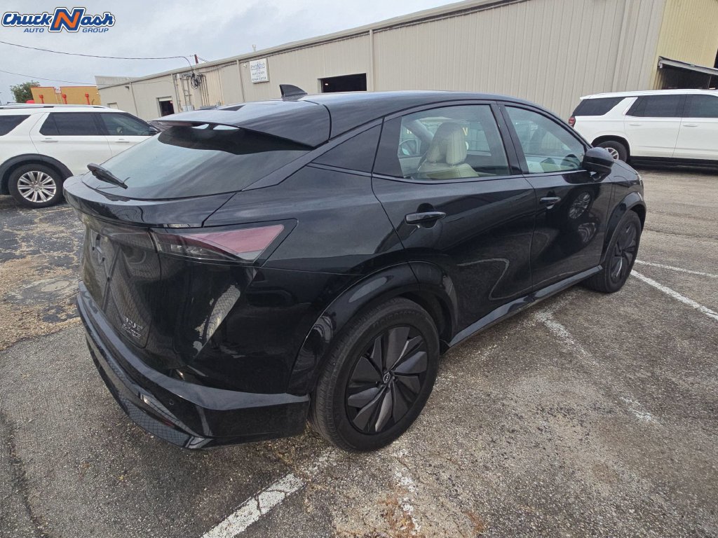 Used 2023 Nissan Ariya AWD image 5