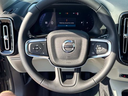 New 2026 Volvo XC40 B5 Ultra w/ Climate Package image 26