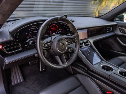 Certified 2025 Porsche Taycan Turbo S image 4