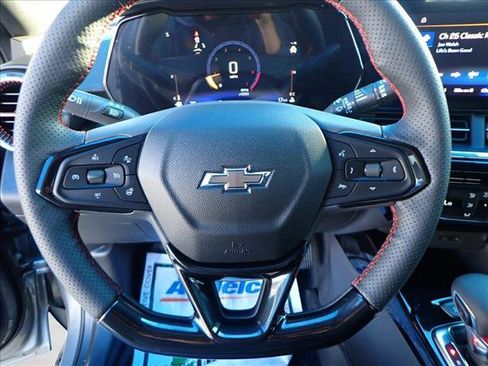 New 2025 Chevrolet Trax RS w/ Driver Confidence Package image 13