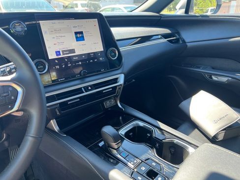 Used 2024 Lexus RX 350 FWD image 16