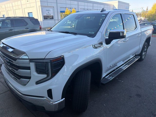 Used 2024 GMC Sierra 1500 SLE AWD/4WD image 1