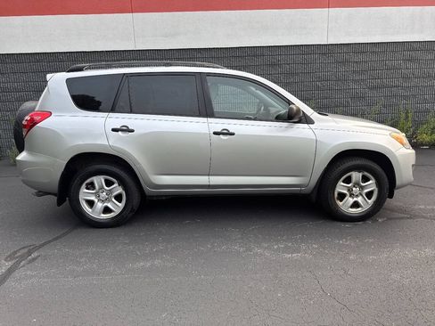 Used 2011 Toyota RAV4 2WD w/ Base L4 Extra Value Pkg image 16