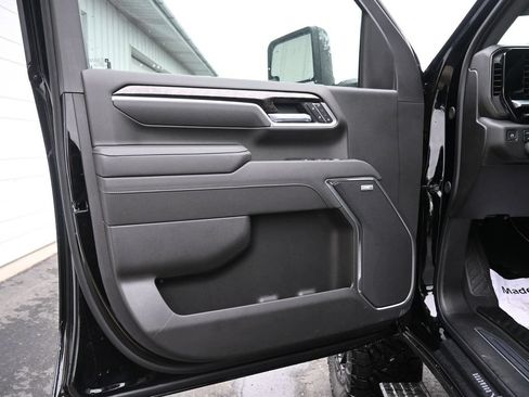 New 2026 Chevrolet Silverado 2500 LTZ w/ Trail Boss Package AWD/4WD image 19