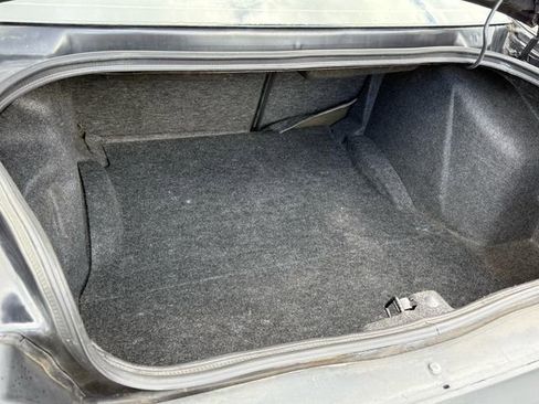 Used 2011 Dodge Challenger image 6