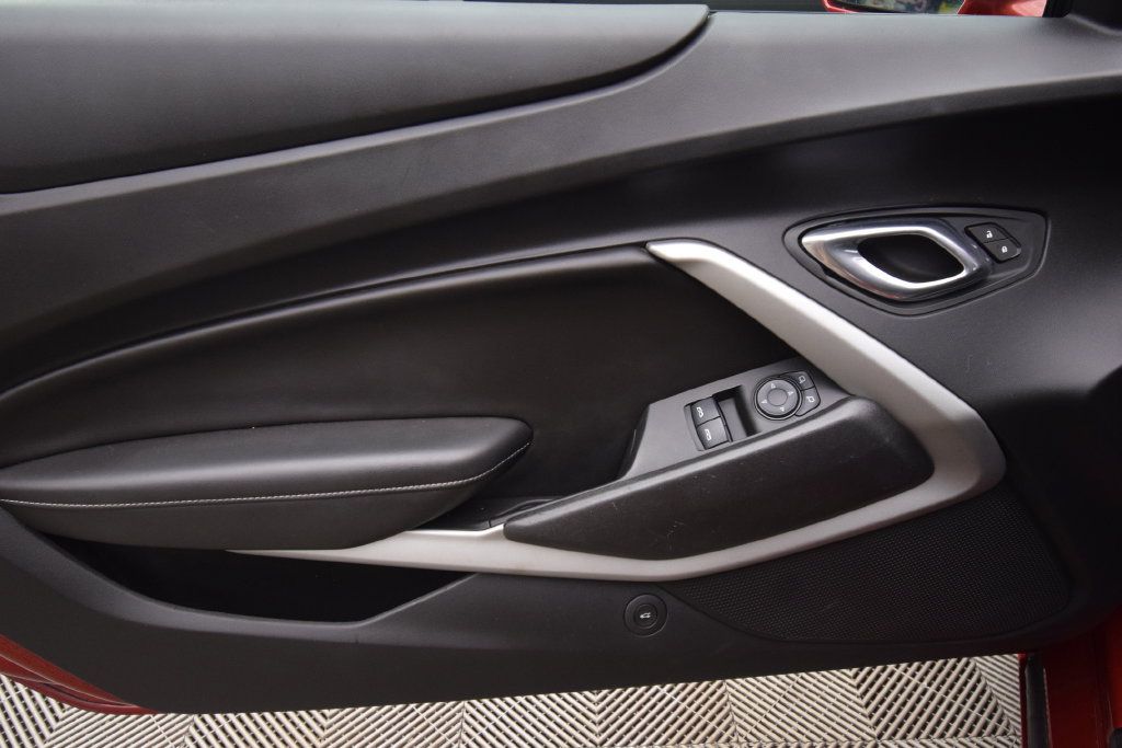 Used 2017 Chevrolet Camaro LT RWD image 20