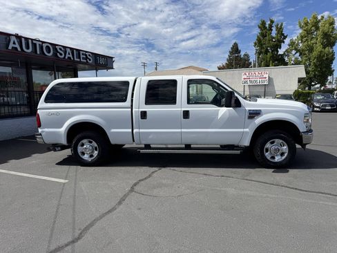 Used 2010 Ford F250 XLT AWD/4WD image 2