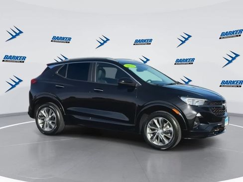 Used 2023 Buick Encore GX Select w/ Sport Touring Package image 2