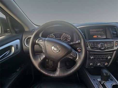 Used 2020 Nissan Pathfinder SL w/ Cargo Package image 16