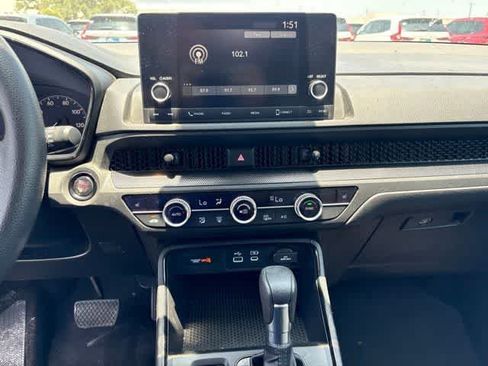 Used 2023 Honda CR-V EX image 19