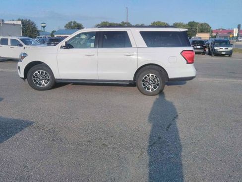 Used 2024 Ford Expedition Max XLT AWD/4WD image 7