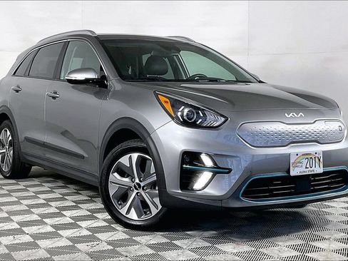 Used 2022 Kia Niro EX Premium FWD image 12