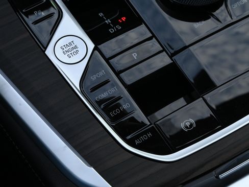 New 2026 BMW X5 sDrive40i image 17