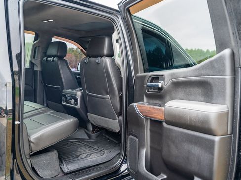 Used 2019 GMC Sierra 1500 SLT w/ SLT Premium Plus Package image 14