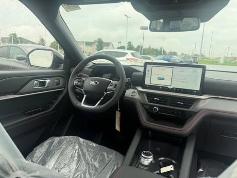 New 2026 Ford Explorer ST-Line AWD/4WD image 51