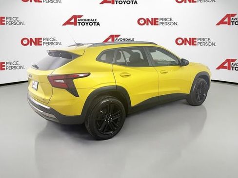 Used 2024 Chevrolet Trax ACTIV FWD image 7