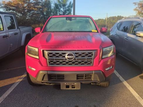 Certified 2022 Nissan Frontier SV w/ SV Premium Package AWD/4WD image 4