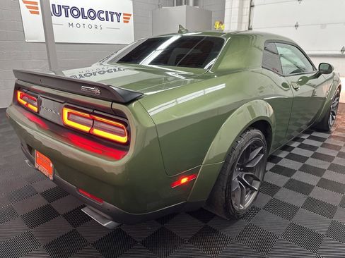Used 2019 Dodge Challenger R/T Scat Pack w/ Widebody Package image 9