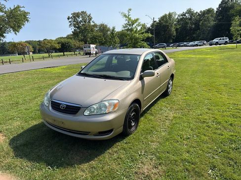 Used 2005 Toyota Corolla LE w/ Audio Value Pkg FWD image 7