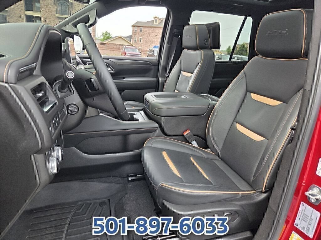 Used 2024 GMC Yukon AT4 AWD/4WD image 9
