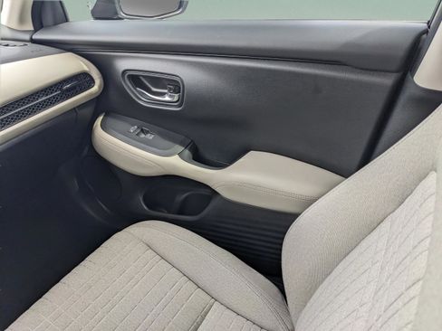 Used 2025 Honda HR-V LX image 20