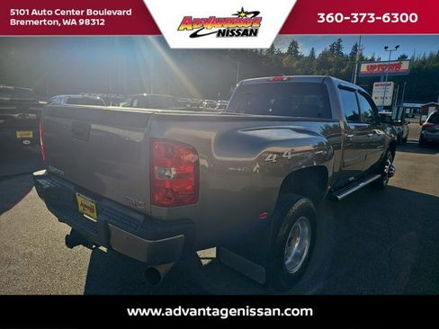 Used 2014 GMC Sierra 3500 Denali image 5