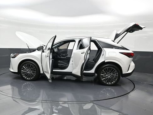 Used 2025 Lexus RX 450h AWD w/ Convenience Package image 35