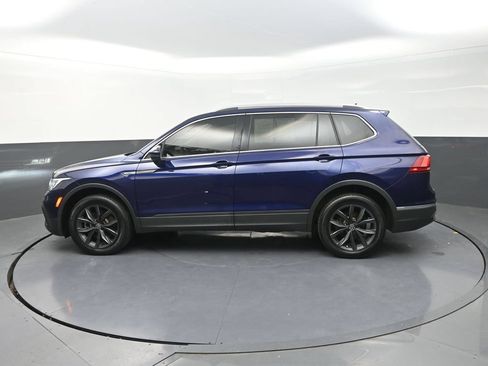 Used 2022 Volkswagen Tiguan SE AWD/4WD image 6