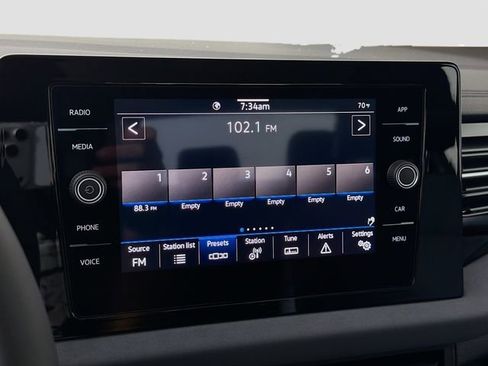 New 2026 Volkswagen Jetta SE FWD image 15
