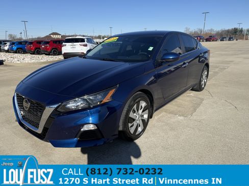Used 2022 Nissan Altima 2.5 S image 3