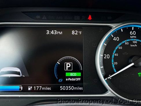 Used 2019 Nissan Leaf SV Plus w/ SV Plus Technology Package FWD image 27