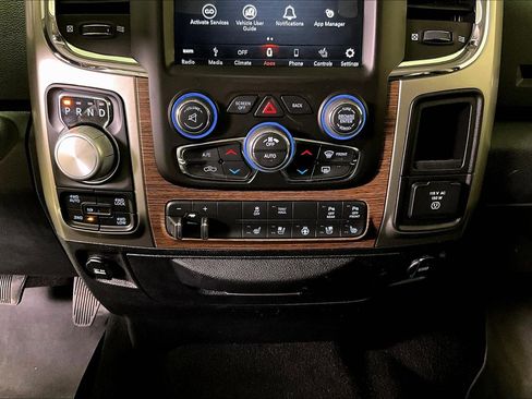 Used 2018 RAM 1500 Laramie w/ Convenience Group image 16