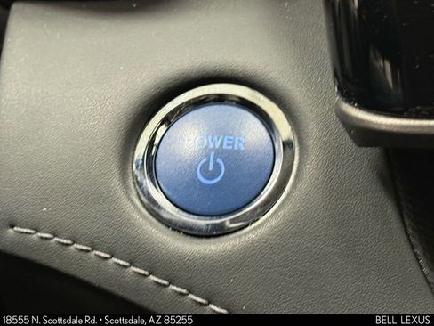 Used 2022 Toyota Highlander Limited image 24