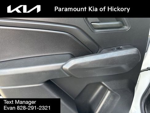 Used 2023 Chevrolet Colorado Trail Boss image 12