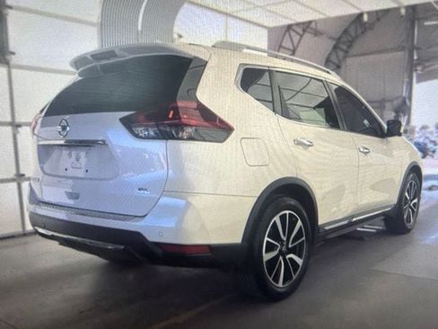Used 2020 Nissan Rogue SL w/ Premium Package FWD image 6