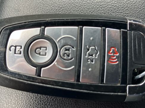 Used 2024 Ford Mustang Premium RWD image 31