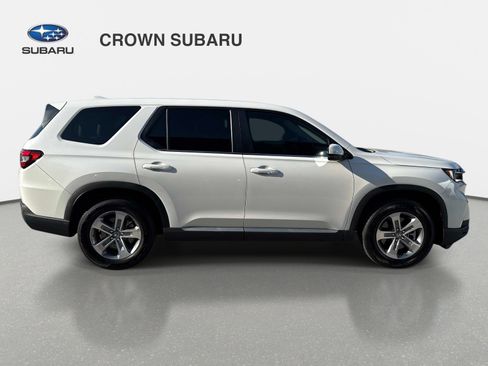 Used 2025 Honda Pilot EX-L image 4