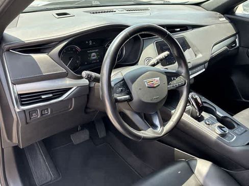 Used 2023 Cadillac XT4 Premium Luxury AWD/4WD image 2