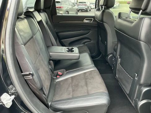 Used 2020 Jeep Grand Cherokee Altitude image 20