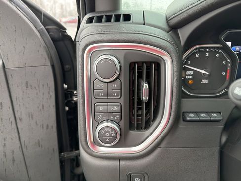 Used 2019 GMC Sierra 1500 Denali w/ Denali Ultimate Package image 21