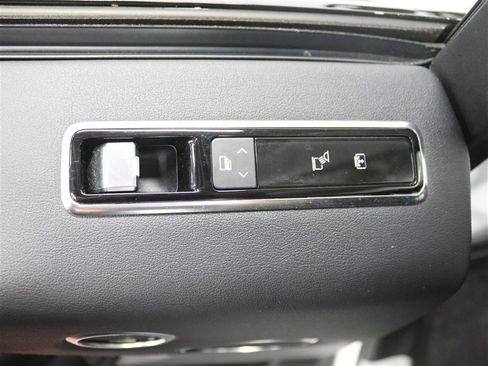 Used 2018 Land Rover Range Rover Supercharged AWD/4WD image 21
