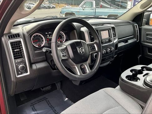 Used 2024 RAM 1500 Classic SLT image 14